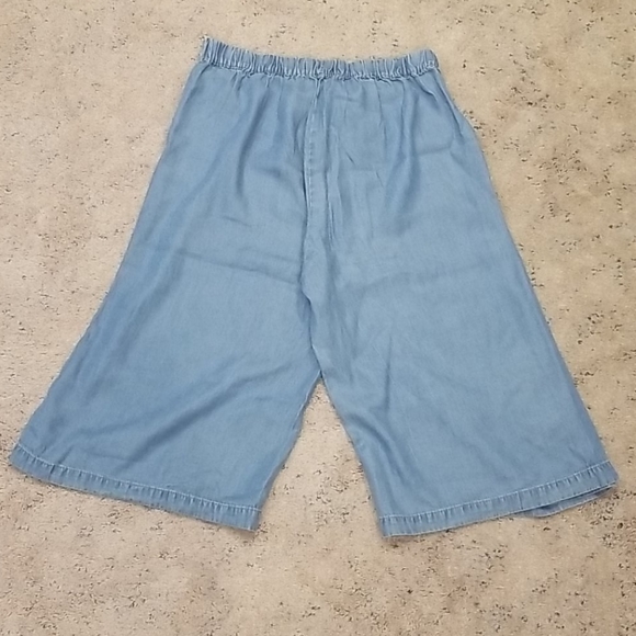 Denim Jean culottes with pockets! - Picture 3 of 6